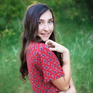 Meet your Posher, Nicole